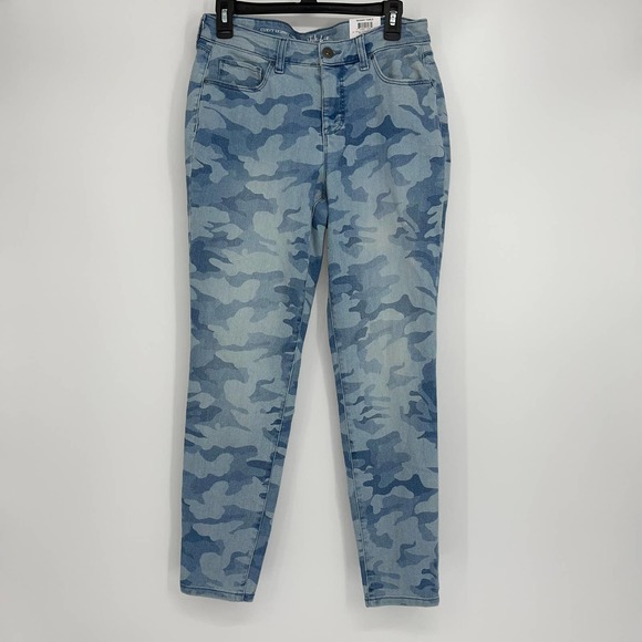STYLE & CO SKINNY CURVY MID RISE TUMMY CONTROL BLUE CAMO 5 POCKET JEANS SIZE 6 - Picture 1 of 6
